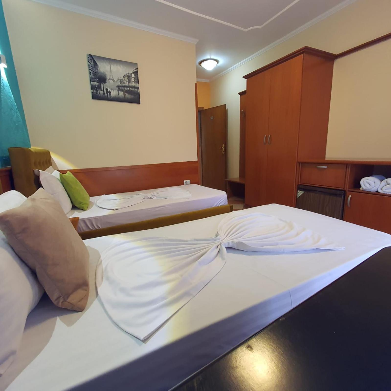 Quick Stop Hotel Τίρανα Εξωτερικό φωτογραφία