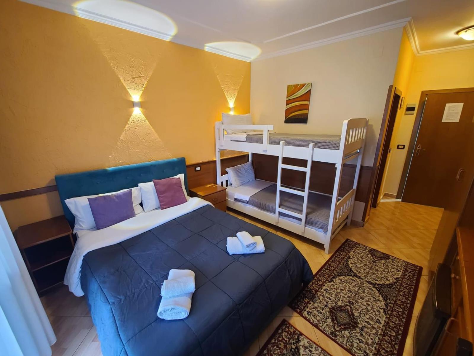 Quick Stop Hotel Τίρανα Εξωτερικό φωτογραφία