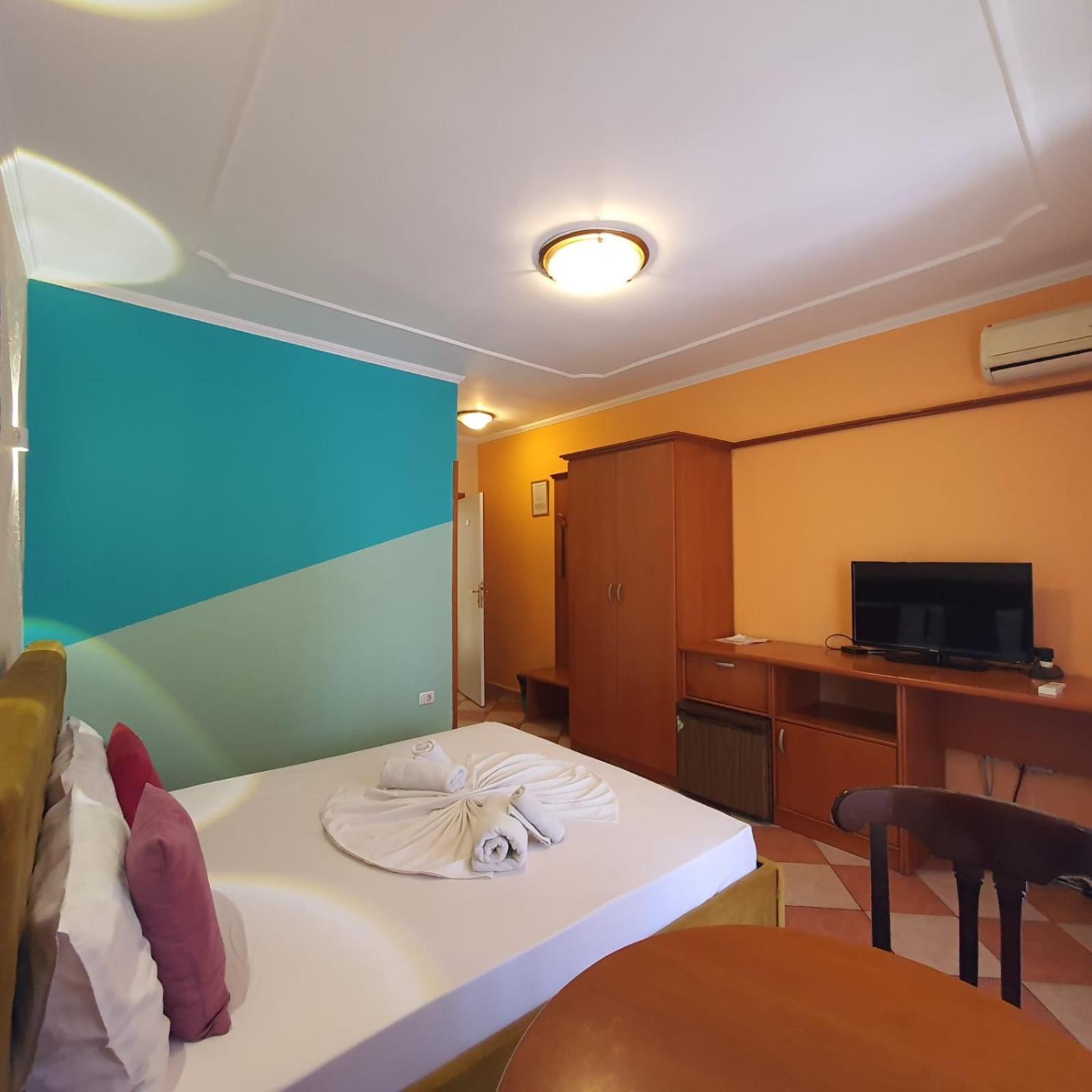 Quick Stop Hotel Τίρανα Εξωτερικό φωτογραφία